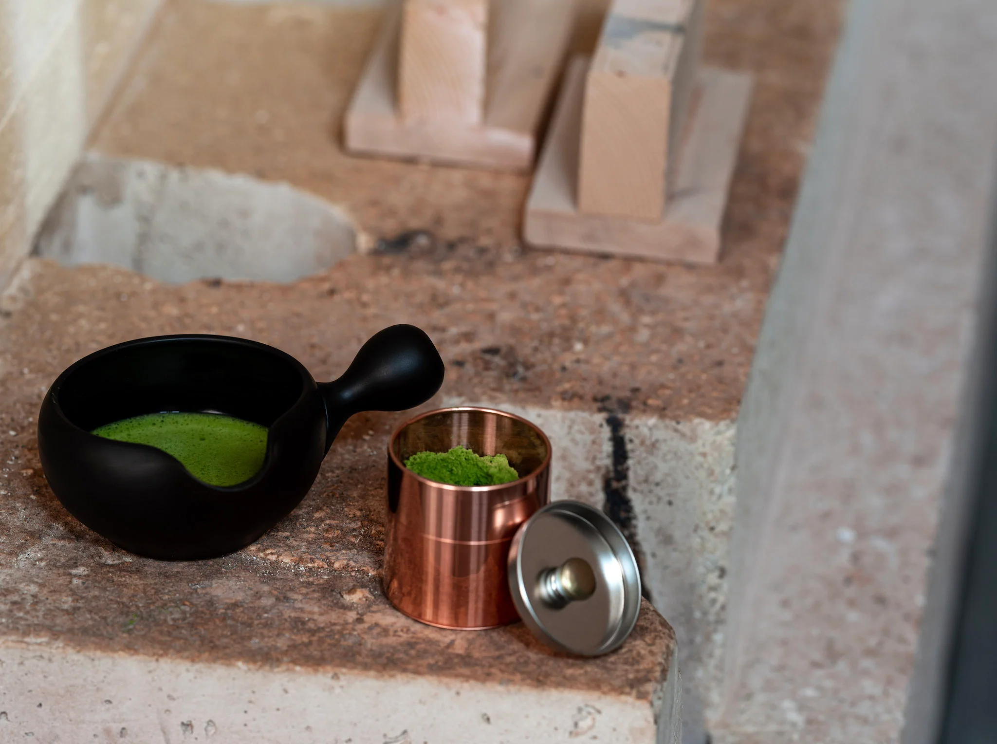 190-copper-matcha-caddy-japanese-tea-storage-chazutsu-5.webp Copper Matcha Caddy | Japanese Tea Storage Chazutsu